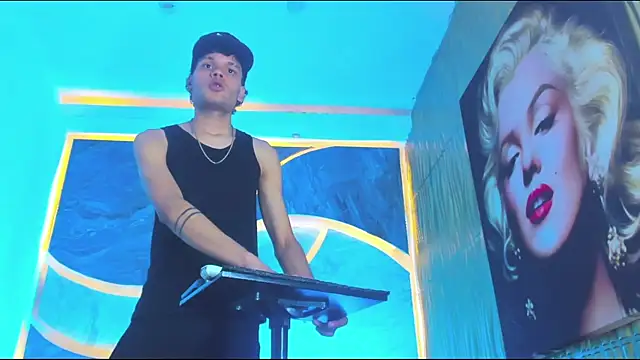 Lucas hot 20 online show from February 2026 06:09:02 AM