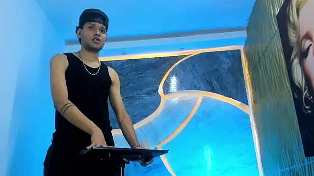 Lucas hot 20 online show from February 2026 05:28:02 AM