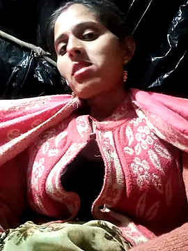 Bhavna8080 online show from February 2026 07:02:02 PM