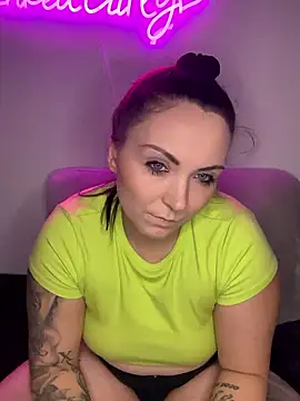 InkedCurly L online show from January 2026 08:37:01 PM