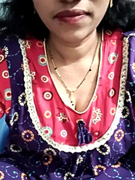 lusy79 online show from February 2026 02:19:02 PM