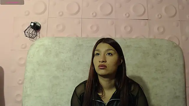 yuyis 15 online show from January 2026 11:27:02 AM