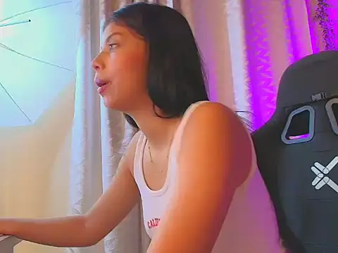 Susancutte online show from February 2026 03:07:01 AM