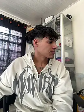 Snapshot of MaxStar26 chatting on January 2026 12:56:01 PM MaxStar26 online show from January 2026 12:56:01 PM