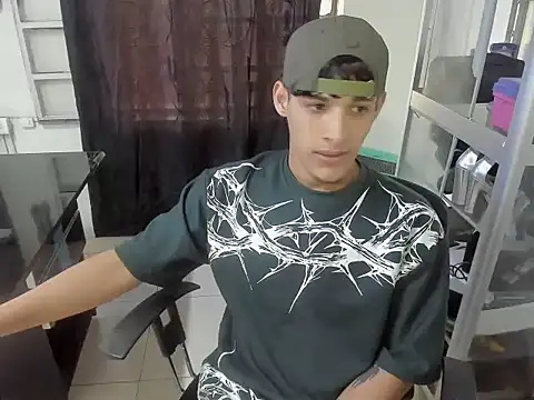 Snapshot of MaxStar26 chatting on January 2026 07:50:02 PM MaxStar26 online show from January 2026 07:50:02 PM