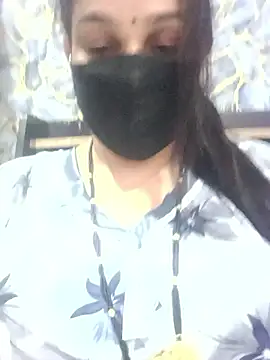 Snapshot of 01Roshani chatting on May 2026 08:55:01 AM 01Roshani online show from May 2026 08:55:01 AM