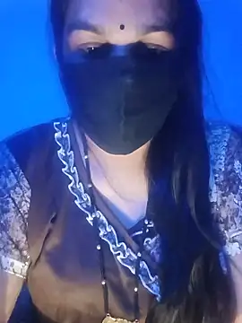 Snapshot of 01Roshani chatting on May 2026 07:53:02 PM 01Roshani online show from May 2026 07:53:02 PM