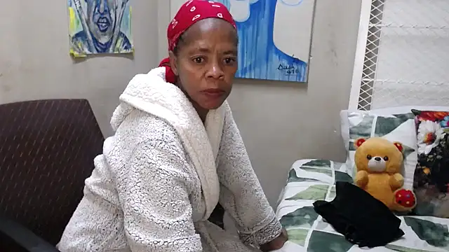 Longniplzerx40 online show from February 2026 06:30:01 PM