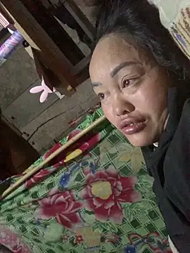 hinicky-0 online show from February 2026 12:02:02 AM