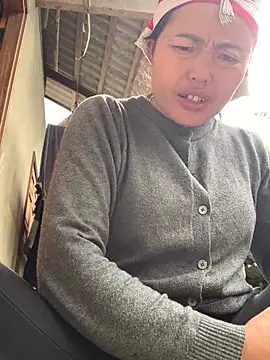 hinicky-0 online show from February 2026 03:40:02 AM