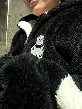 hinicky-0 online show from January 2026 08:51:02 AM