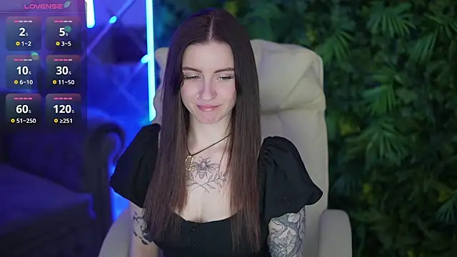 AlexaFleur online show from May 2026 07:03:02 PM