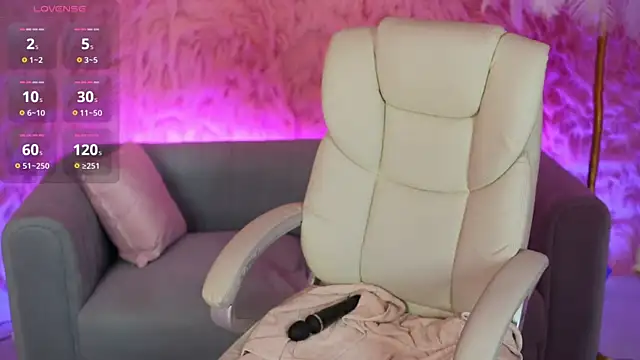 AlexaFleur online show from March 2026 08:43:02 PM