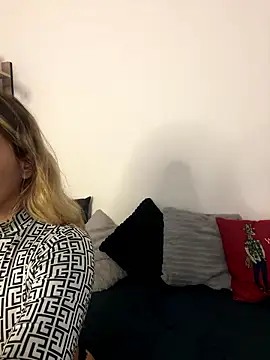 Felicity Hops online show from January 2026 10:35:01 PM