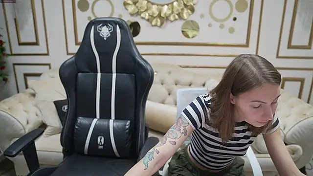 Zoe Kiss online show from January 2026 11:50:01 AM