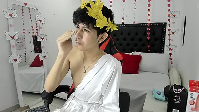 julian xx online show from February 2026 07:58:01 PM