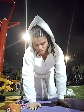 Snapshot of laperracobarde chatting on February 2026 02:22:01 AM laperracobarde online show from February 2026 02:22:01 AM