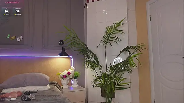 Snapshot of Lil__Fleur chatting on March 2026 09:11:02 PM Lil Fleur online show from March 2026 09:11:02 PM