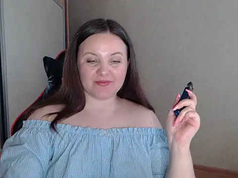 Sabrina Weaver online show from February 2026 12:27:01 PM