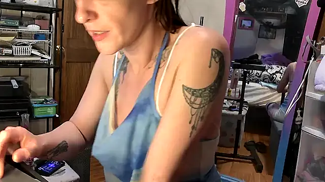 SultryEroticSlut online show from March 2026 05:32:02 AM