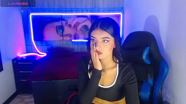 honeyluxe  online show from February 2026 04:32:02 AM