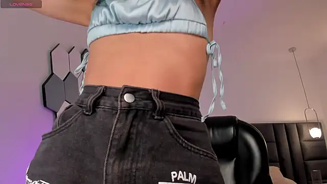 KayraLanne online show from March 2026 04:33:01 AM