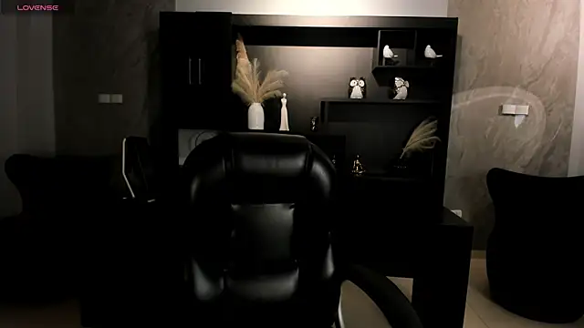 Snapshot of KayraLanne chatting on May 2026 05:34:02 AM KayraLanne online show from May 2026 05:34:02 AM
