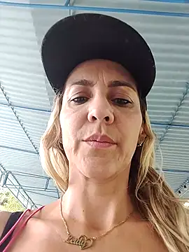 Monita Med online show from April 2026 06:15:01 PM