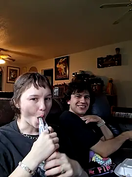 SugarNCinnamon online show from June 2026 07:19:02 PM