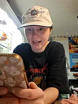 SugarNCinnamon online show from April 2026 01:12:02 AM