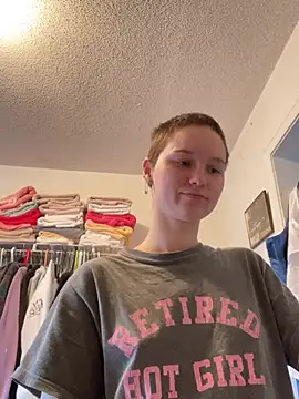 SugarNCinnamon online show from February 2026 10:20:01 PM