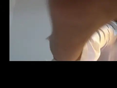 Elizabeth manzon online show from April 2026 01:29:01 PM