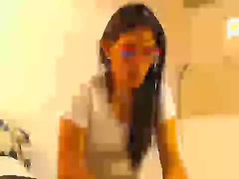 Elizabeth manzon online show from May 2026 10:29:01 PM
