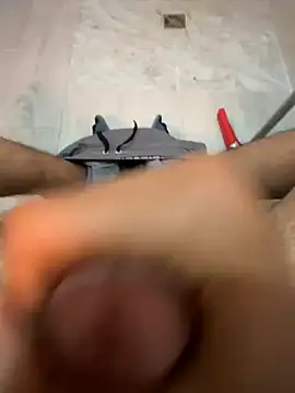 Snapshot of pitsho51 chatting on February 2026 02:05:01 PM pitsho51 online show from February 2026 02:05:01 PM