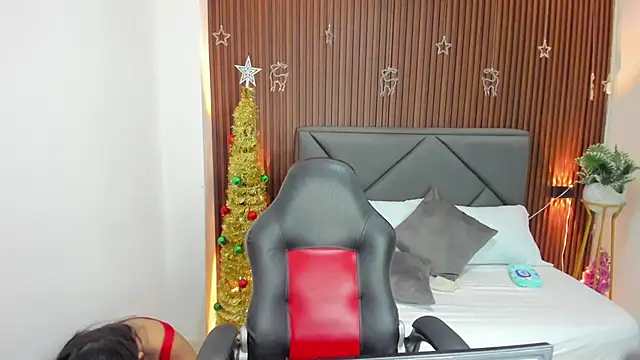 mara08  online show from January 2026 08:35:02 PM