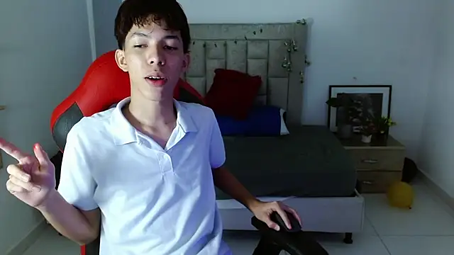 Snapshot of Nico__fox123 chatting on January 2026 06:22:02 PM Nico fox123 online show from January 2026 06:22:02 PM