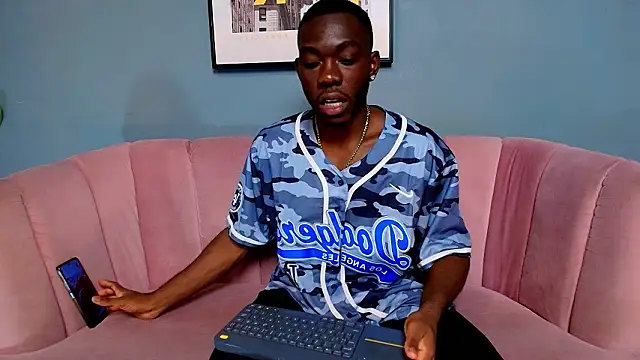 bro friends online show from February 2026 01:05:02 AM