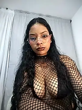 KATALINA SANTANA  online show from June 2026 12:11:01 AM