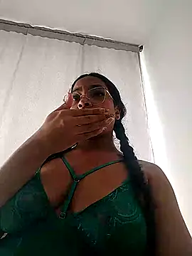 KATALINA SANTANA  online show from April 2026 09:04:01 PM