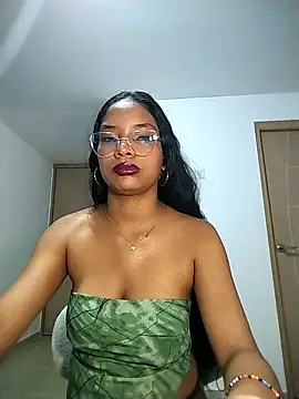 KATALINA SANTANA  online show from May 2026 01:20:01 AM