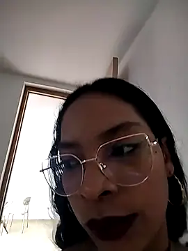 KATALINA SANTANA  online show from February 2026 07:25:01 PM