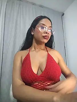 KATALINA SANTANA  online show from June 2026 01:05:01 AM