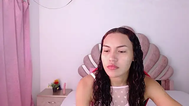 Naya  fox723 online show from February 2026 05:41:01 PM