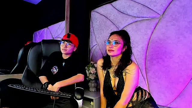 velvet mystic online show from April 2026 02:13:02 AM
