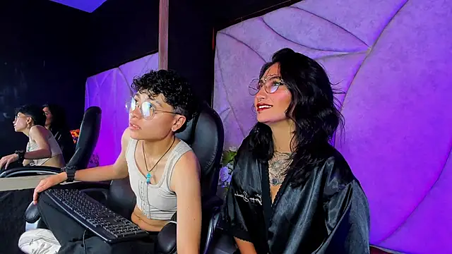 velvet mystic online show from April 2026 03:57:02 AM