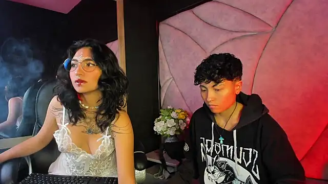 velvet mystic online show from April 2026 04:25:02 AM