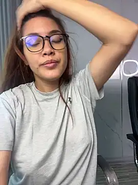 CrystalFairy007 online show from May 2026 03:49:02 AM