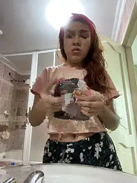 CrystalFairy007 online show from May 2026 03:35:01 AM