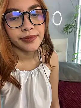 CrystalFairy007 online show from April 2026 07:31:01 AM