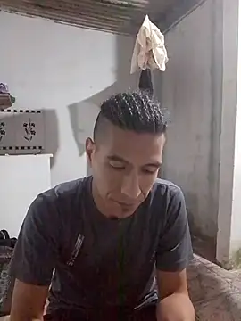 Snapshot of Rodrigohernan19 chatting on July 2026 04:12:02 AM Rodrigohernan19 online show from July 2026 04:12:02 AM